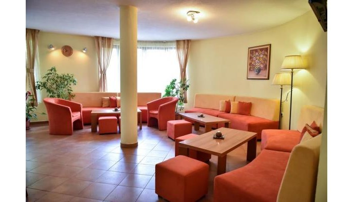 Family Hotel Lina poza 5