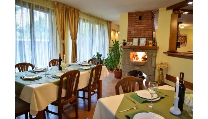 Family Hotel Lina poza 10