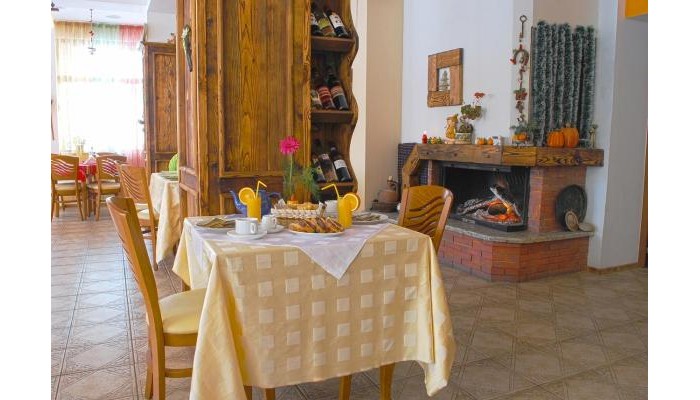 Hotel Pirina Club poza 9