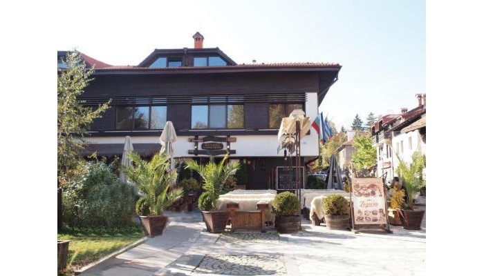 Hotel Momini Dvori Boutique Guest House poza 0