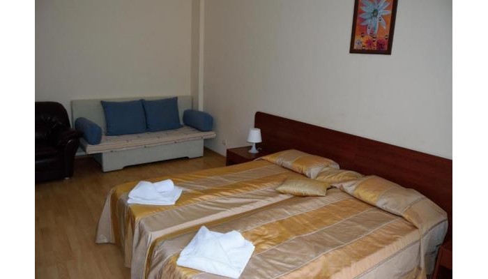 Persey Flora Apartments poza 8