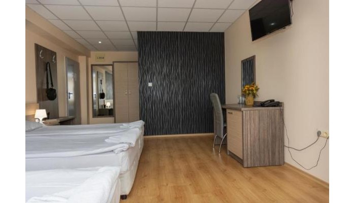 City Hotel poza 11