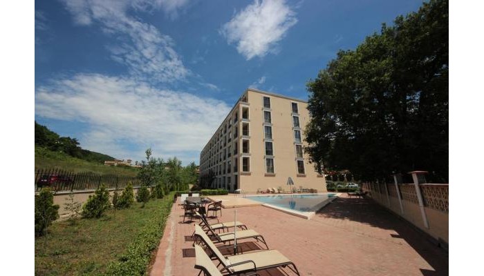 Menada Villa Astoria poza 2