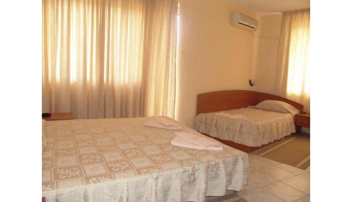 Family Hotel Andreev poza 11