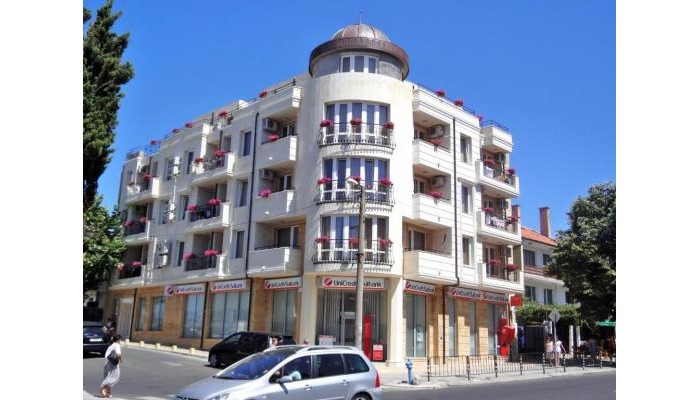 St. George Apartments poza 0