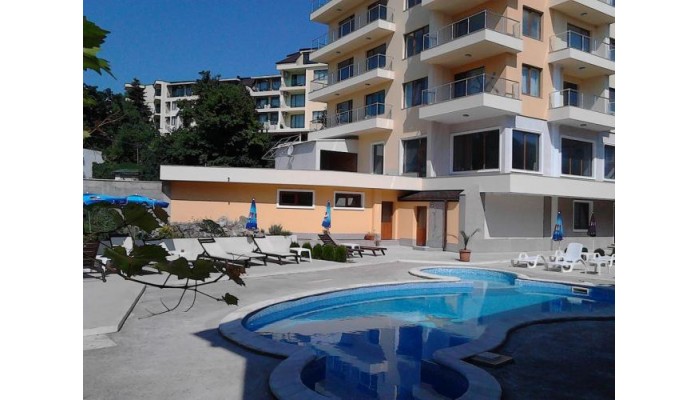 Golden House Apartments poza 0