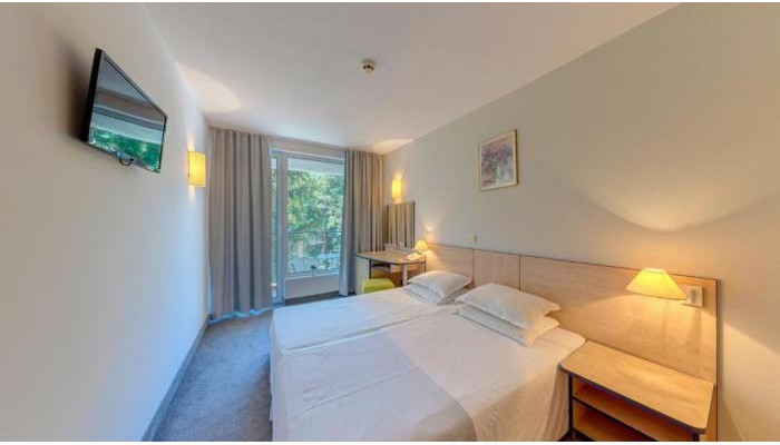 Hotel Madara Park poza 3