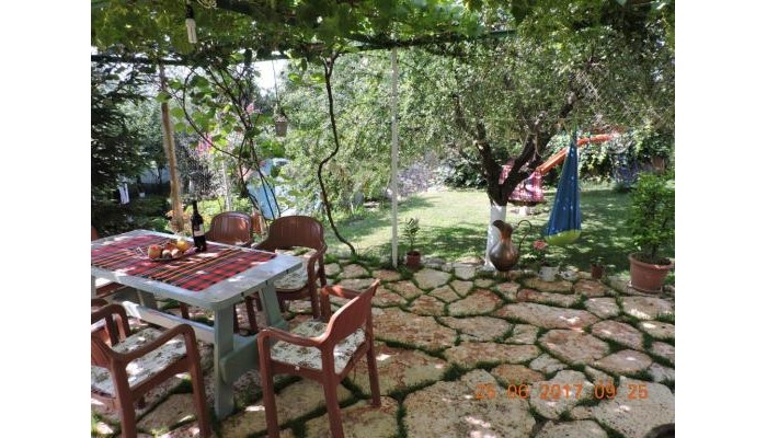 Vila Chasovnikarov poza 12