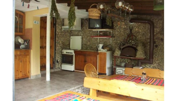 Vila Chasovnikarov poza 10