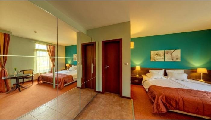 Hotel Famil poza 5