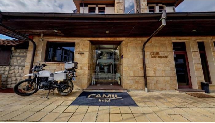 Hotel Famil poza 0