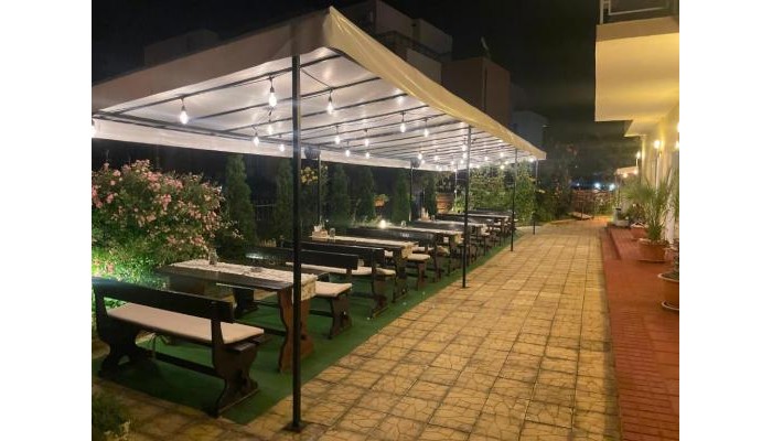 Family Hotel Saga poza 6