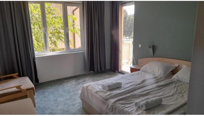Family Hotel Saga poza 19