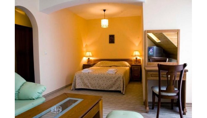 Family Hotel Zora poza 2