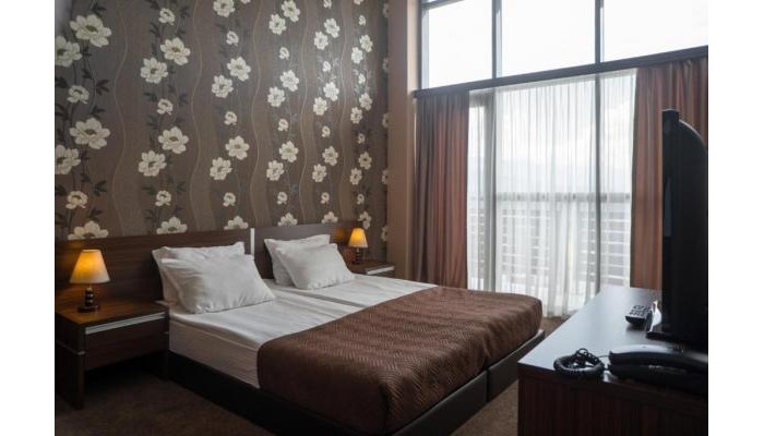 Complex Terra poza 5