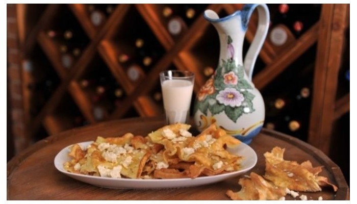 Hotel Razlog poza 21