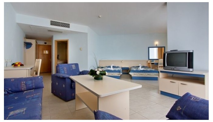 Hotel Dolphin Marina poza 1