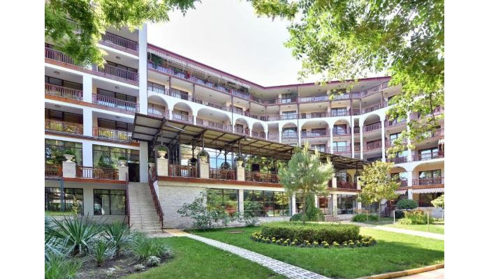 Hotel Estreya Residence poza 0