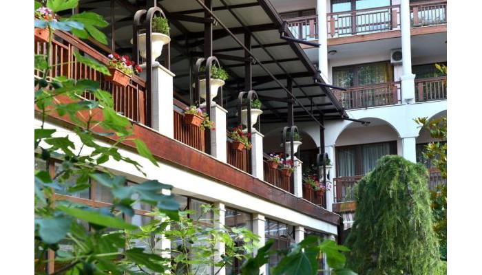 Hotel Estreya Residence poza 2