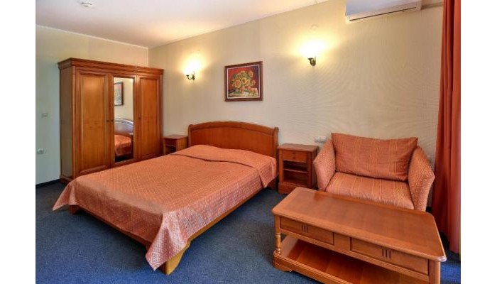 Hotel Estreya Residence poza 4