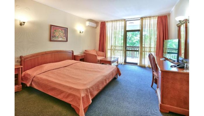 Hotel Estreya Residence poza 6