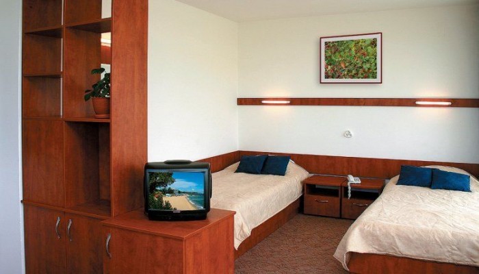 Hotel Frederic Joliot Curie poza 1