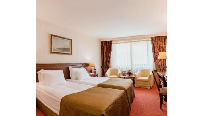 Hotel “crystal Palace Boutique“ poza 3