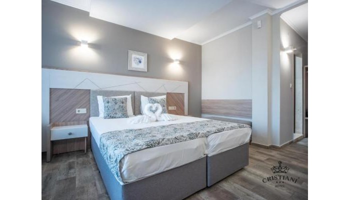 Hotel Cristiani poza 19