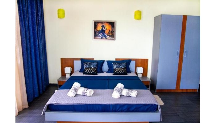 Favorit Aparthotel poza 5