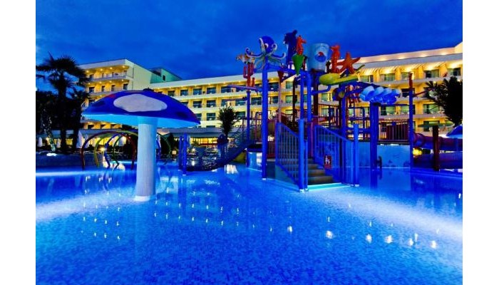 Poza pentru Hotel Dit Evrika Beach Club 7358-1634804451 Hotel Dit Evrika Beach Club poza 14
