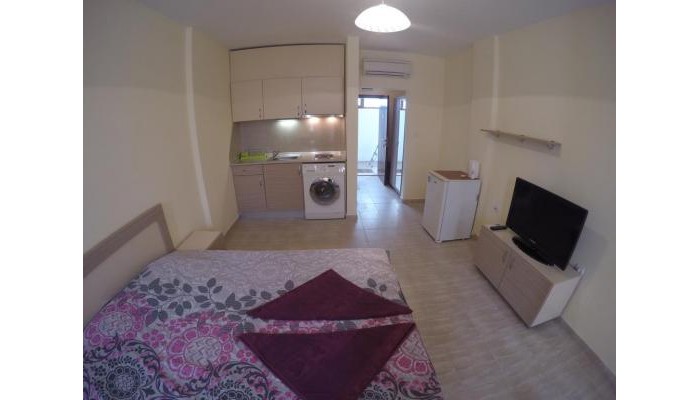 Vp Crystal Park Studios poza 3