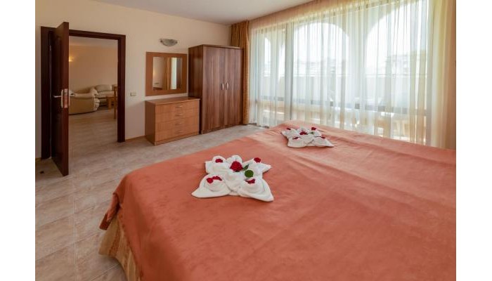 Rose Village poza 17