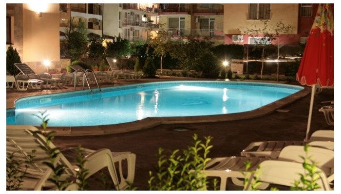 Rose Village poza 37