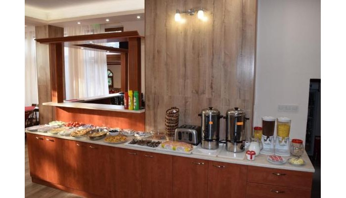 Family Hotel Chris poza 17