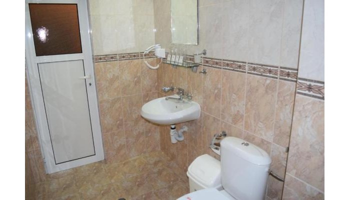 Family Hotel Chris poza 8