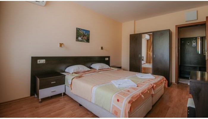 Red Iguana Hotel poza 6
