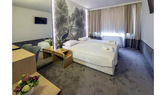 Hotel Raya Garden Park poza 8