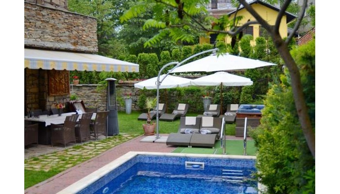 Villa Vuchev poza 11